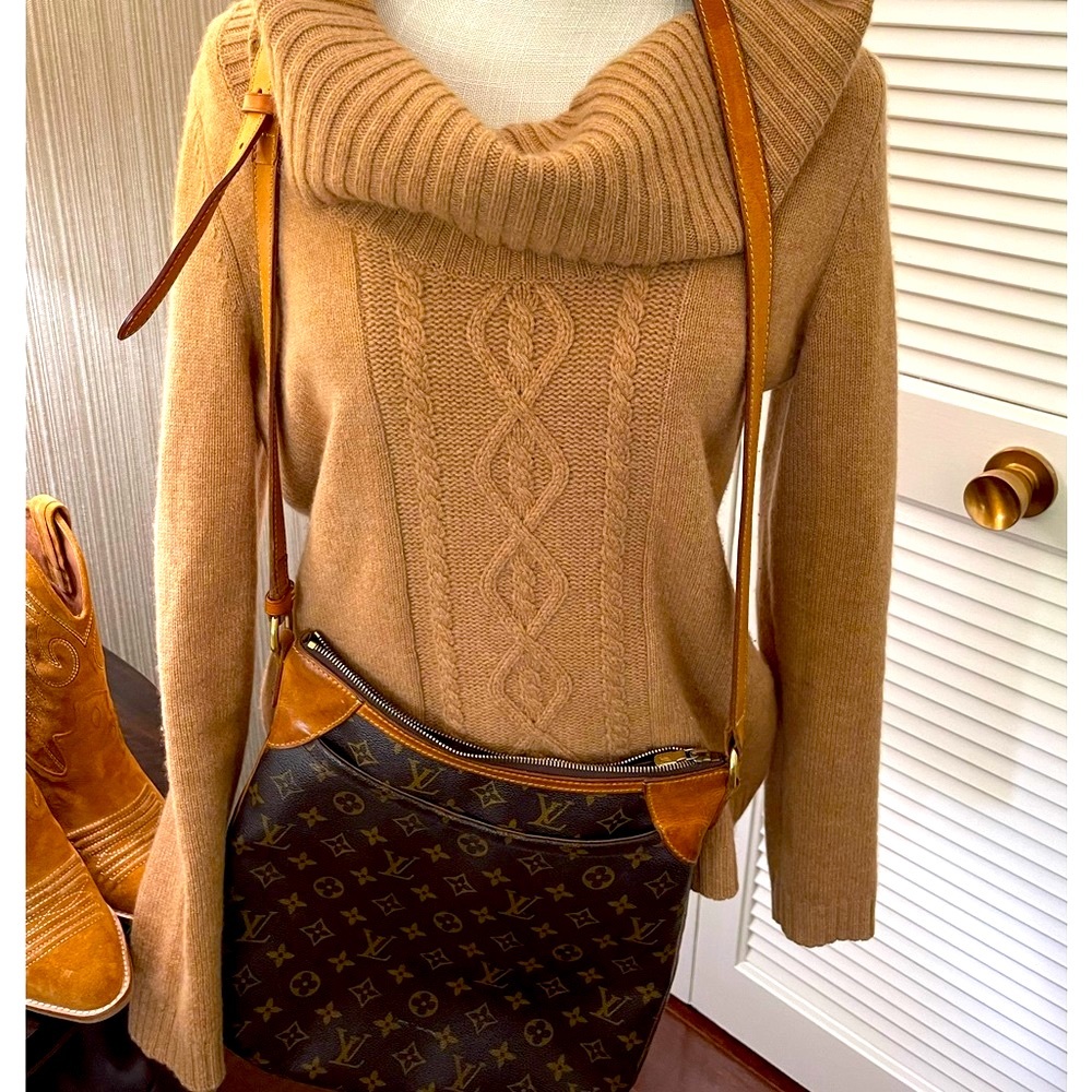 Neiman Marcus Cashmere Blend Sweater